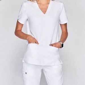 **SOLD** White Casma Top (NWT)